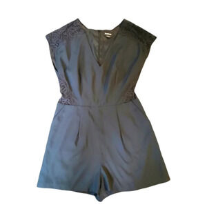 Bebe Romper Women's Size 10 Black Lace Lightweight Pockets